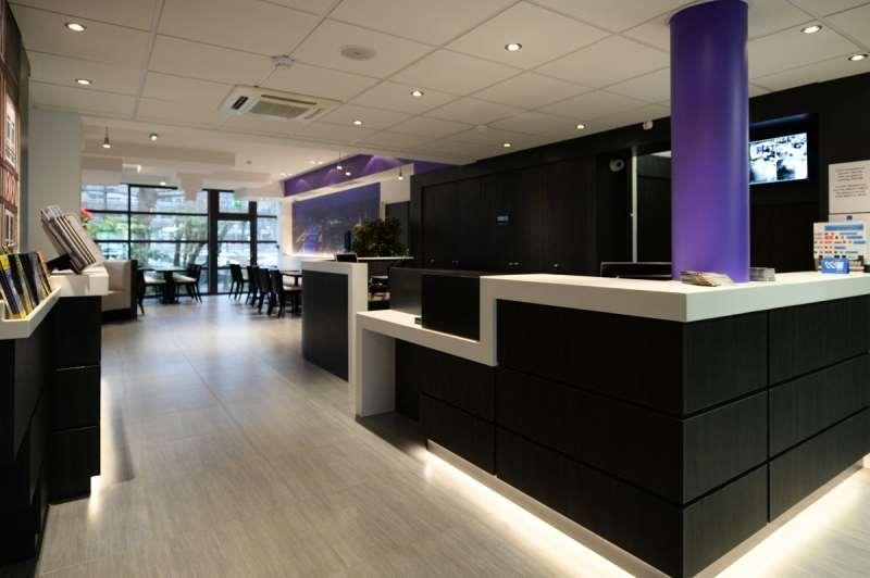 Brit Hotel Confort Rouen Centre İç mekan fotoğraf